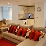 Irelocate - Zenith House