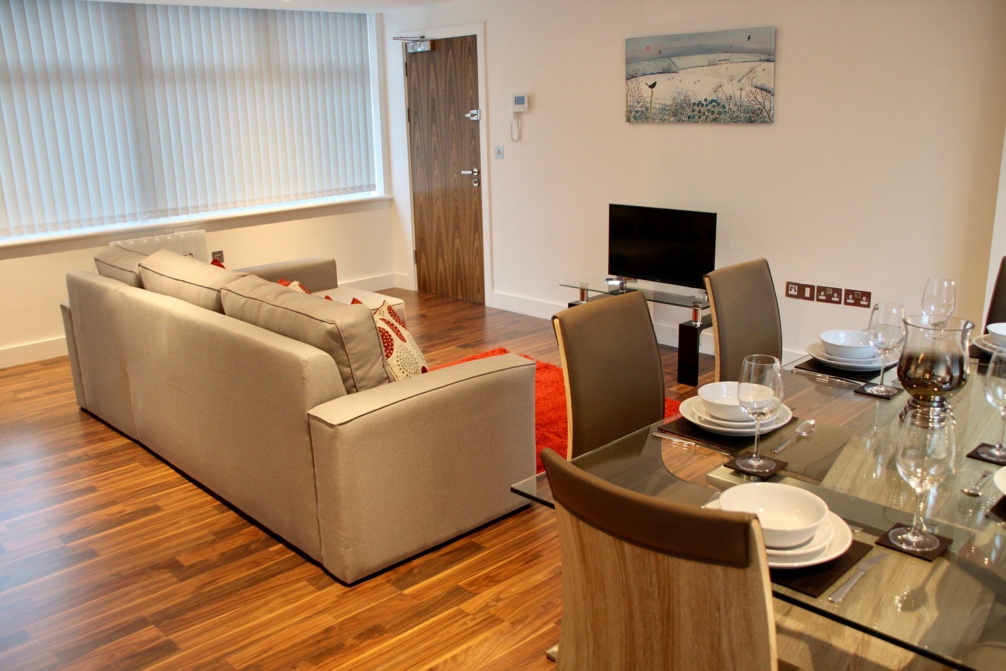 Irelocate - Zenith House *